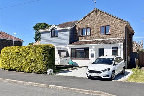 4 bedroom detached house for sale, Owls Road, Verwood, Dorset, BH31