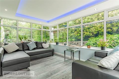 16 Brindle Way, Shaw, Oldham, OL2 8JL
