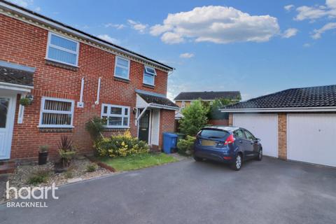 3 bedroom semi-detached house for sale, Compton Close, Bracknell
