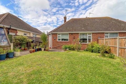 10 Bournemouth Road, Holland-on-sea, Clacton-on-sea, CO15 5TD