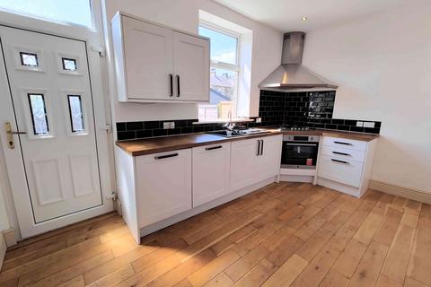 3 bedroom terraced house for sale, Brookeville Avenue, Halifax HX3