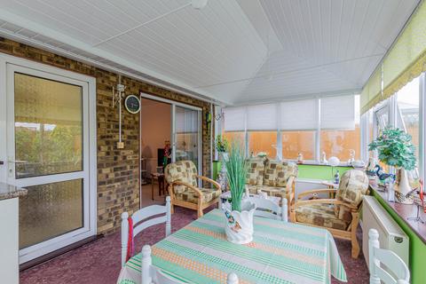 3 bedroom detached bungalow for sale, Hawkendon Road, Clacton-on-Sea, CO16