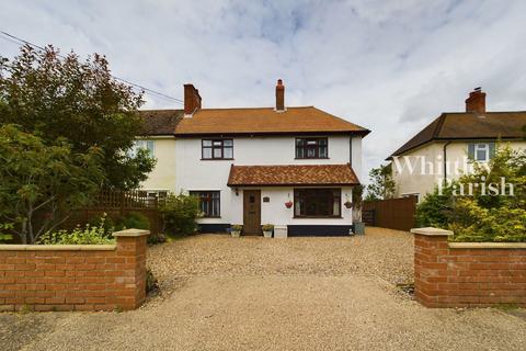 3 bedroom semi-detached house for sale, Castle Crescent, Wingfield