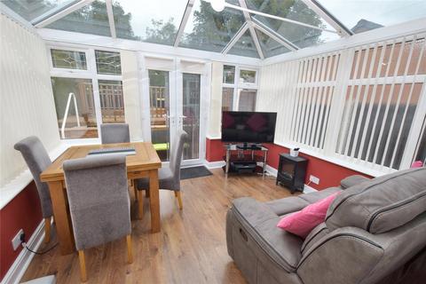 2 bedroom semi-detached house for sale, St. James Close, Leeds, West Yorkshire