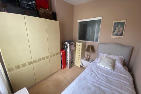 9 Charter Street, Oldham, OL1 3RQ