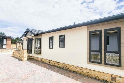 2 bedroom park home for sale, Two Bed Wessex Canford (45x20) Crowsheath Estate, Billericay CM11