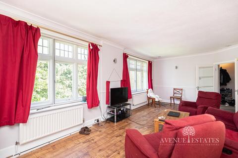 3 bedroom flat for sale, Wharfdale Road, Bournemouth BH4