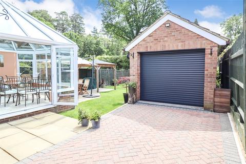 3 bedroom bungalow for sale, Church Crookham, Fleet GU52