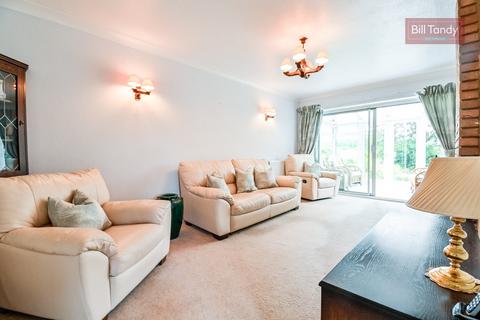 10 Beech Walk, Longdon, Rugeley, WS15 4PH