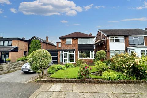 3 bedroom detached house for sale, Hillingdon Road, Whitefield, M45