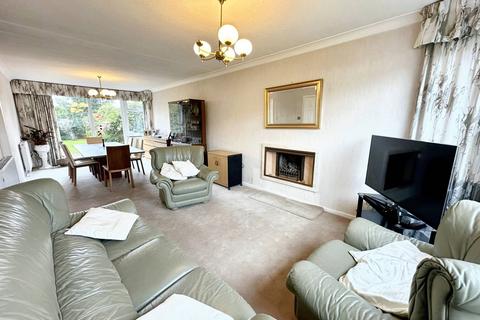3 bedroom detached house for sale, Hillingdon Road, Whitefield, M45