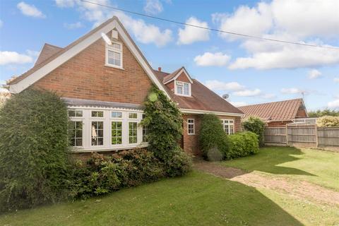 4 bedroom detached house for sale, London Road, West Kingsdown, Sevenoaks, Kent