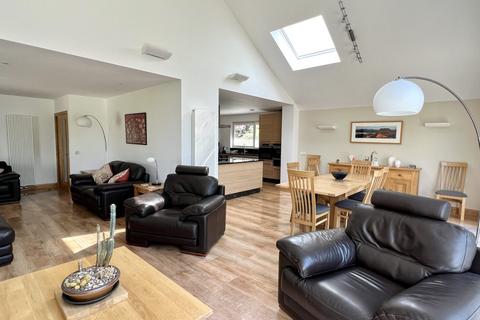 34 Boreland Road, Kirkcudbright, DG6 4JB