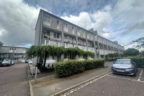 2 bedroom maisonette to rent, Commercial Court, Glasgow, G5