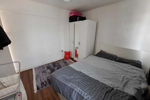 37 Constable Gardens, Edgware, HA8 5SF