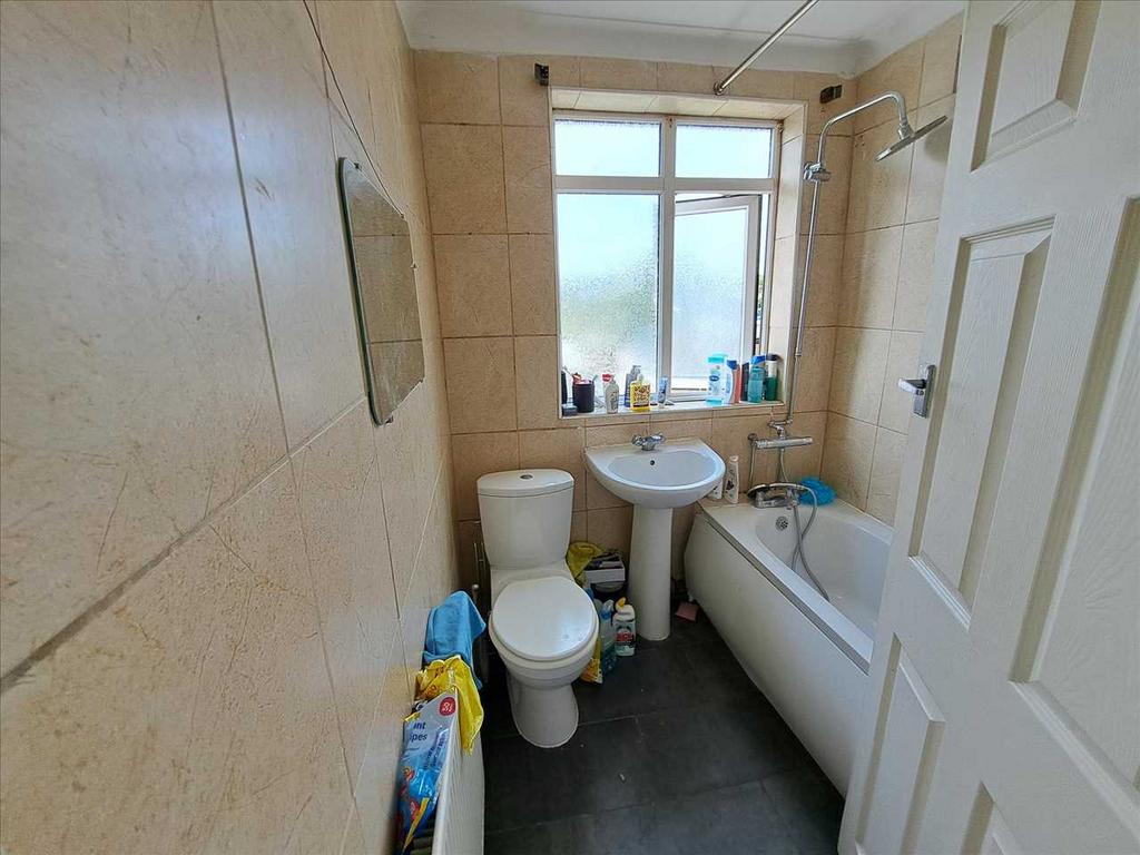 Family bathroom