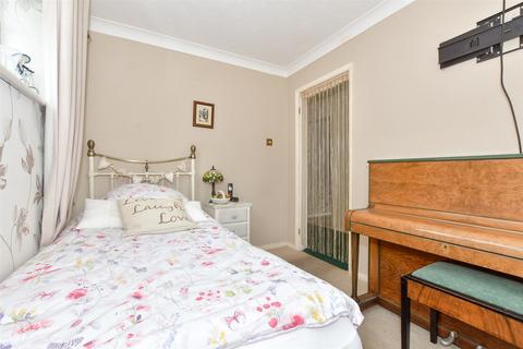 9 Albion Close, Herne Bay, CT6 7LS