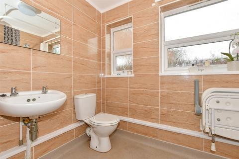 9 Albion Close, Herne Bay, CT6 7LS