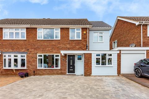 4 bedroom semi-detached house for sale, Briarleas Gardens, Upminster, RM14