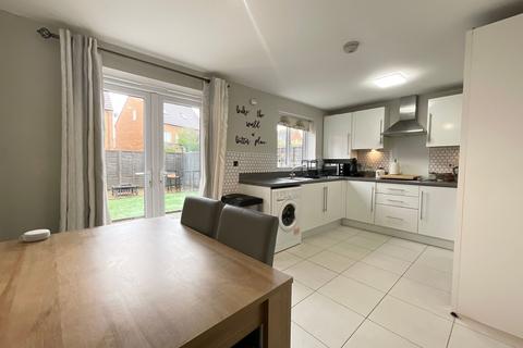 3 bedroom end of terrace house for sale, Plover Green, Stafford, ST16