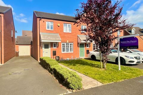 3 bedroom end of terrace house for sale, Plover Green, Stafford, ST16