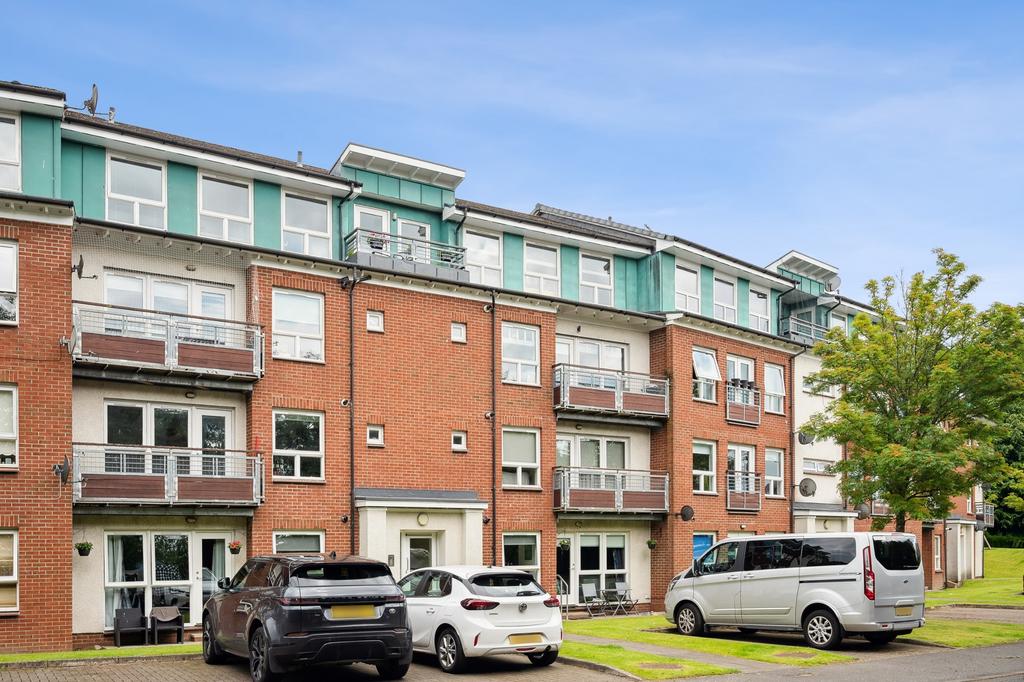 Strathblane Gardens, Flat 3/1... 2 bed flat for sale £189,000
