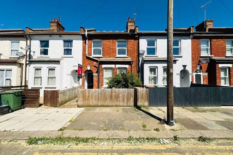 1 bedroom flat for sale, Wellington Road, Harrow, Greater London, HA3