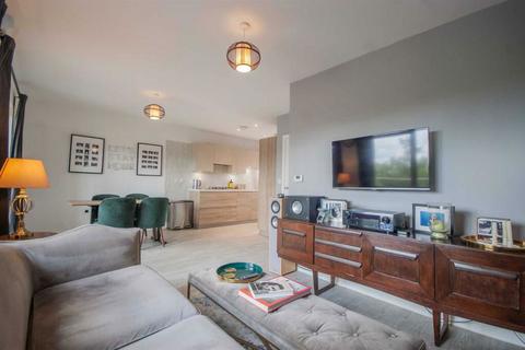 2 bedroom maisonette for sale, Centenary Way, Springfield, Chelmsford, Essex, CM1 6AU