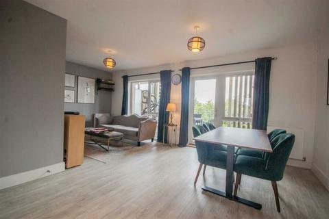 2 bedroom maisonette for sale, Centenary Way, Springfield, Chelmsford, Essex, CM1 6AU