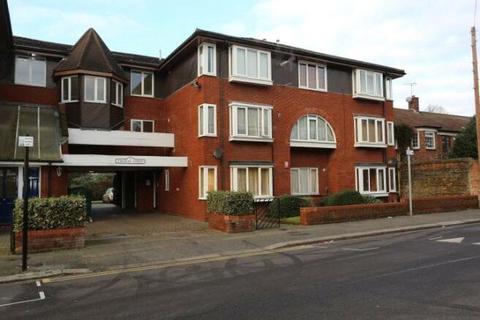 2 bedroom flat for sale, West Avenue, Walthamstow, London, E17