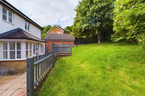 4 bedroom detached house for sale, Falcon Rise, Downley