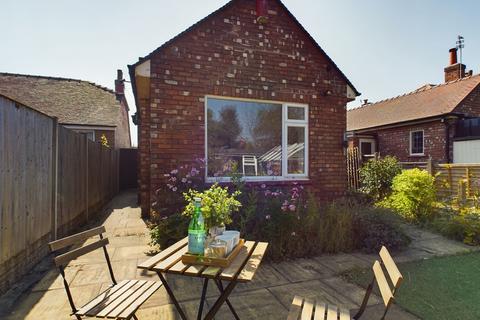 2 bedroom detached bungalow for sale, Radnor Drive, Southport PR9