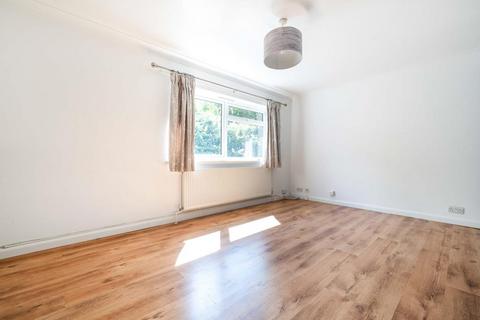 28a Bernstein Road, Basingstoke, RG22 4NE