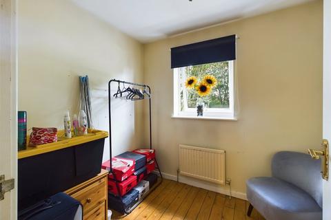 17 Blaby Close, Abbeymead, Gloucester, GL4 5SL