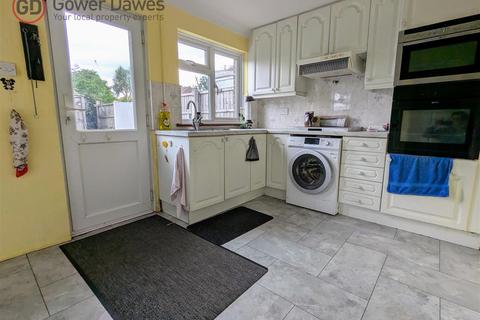 3 bedroom semi-detached house for sale, Waterson Road, Chadwell St.Mary