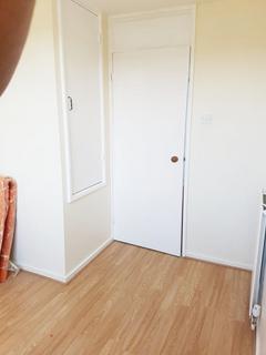 3 bedroom end of terrace house to rent, Belstedes, Basildon SS15