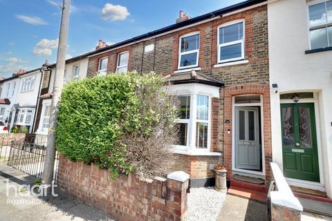 109 Douglas Road, Hornchurch, RM11 1AW