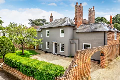 4 bedroom detached house for sale, High Street, Ripley, Surrey, GU23