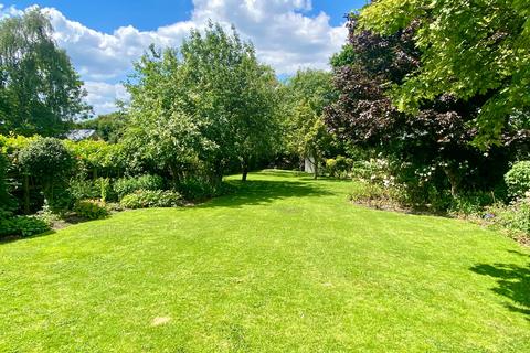 3 bedroom detached bungalow for sale, Main Road, Long Bennington, Newark, NG23