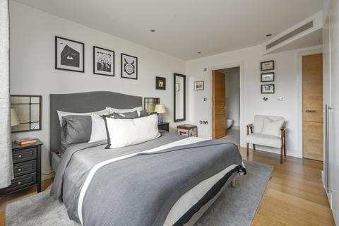 2 bedroom flat for sale, Fountain House, The Boulevard, London