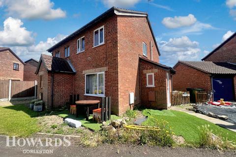 2 bedroom semi-detached house for sale, Constable Drive, Bradwell
