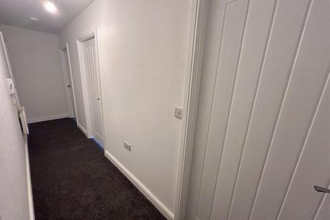 2 bedroom apartment to rent, Scholes Lane, St. Helens WA10