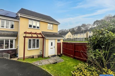 3 bedroom semi-detached house to rent, Quarry Fields, Okehampton, Devon, EX20