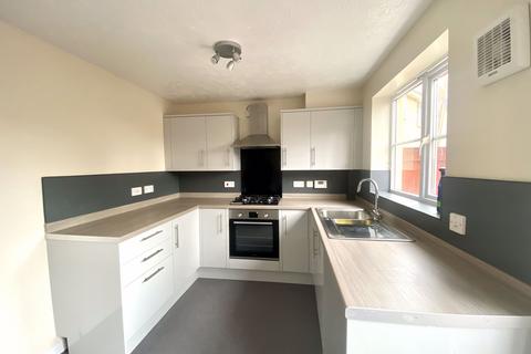 3 bedroom semi-detached house to rent, Quarry Fields, Okehampton, Devon, EX20