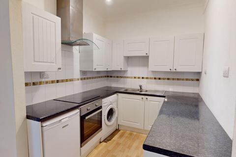 1 bedroom flat to rent, First Avenue, Hove, BN3
