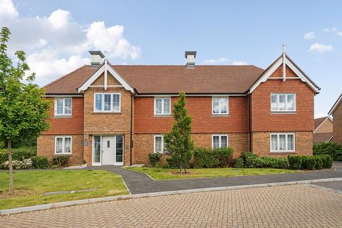 1 bedroom flat for sale, Sycamore Road, Cranleigh, GU6