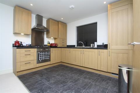 1 bedroom apartment for sale, Bowes Road, STAINES, TW18