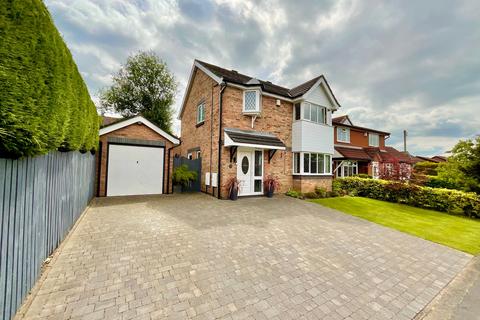3 bedroom detached house for sale, Fairlawn Close, Stoke-On-Trent, ST3