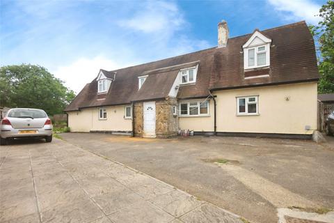 3 bedroom detached house for sale, Nevendon Road, Wickford, SS12