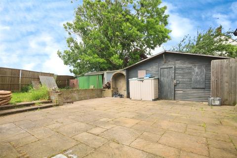 3 bedroom detached house for sale, Nevendon Road, Wickford, SS12